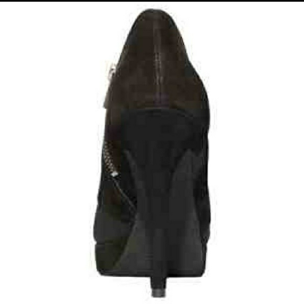 Jessica Simpson Booties - Picture 4 of 4